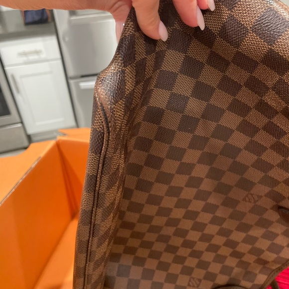 Authentic Louis Vuitton Neverfull GM Damier. - Picture 11 of 16
